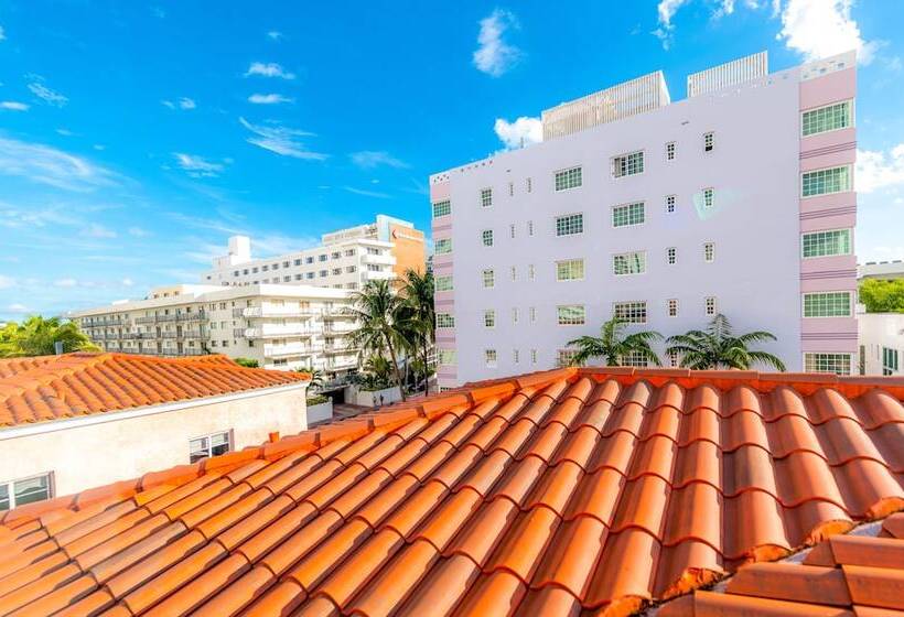 فندق Secret Garden Miami Beach