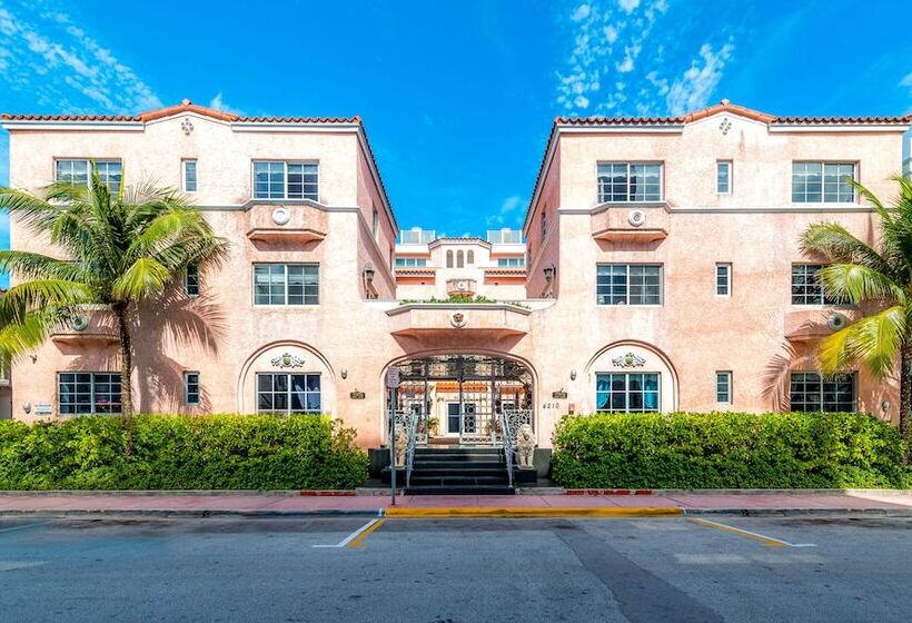 فندق Secret Garden Miami Beach