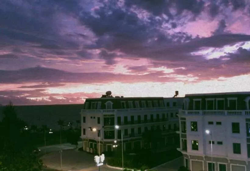 هتل Stay Hostel 2   350m From The Ferry