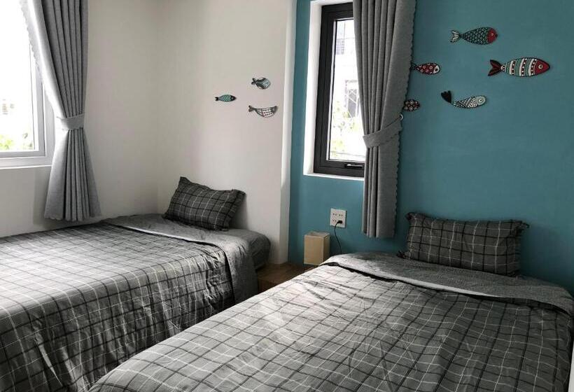 هتل Stay Hostel 2 350m From The Ferry