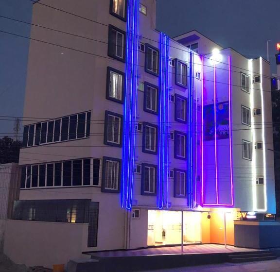 酒店 Sv Dreamstay Near Kempegowda International Airport