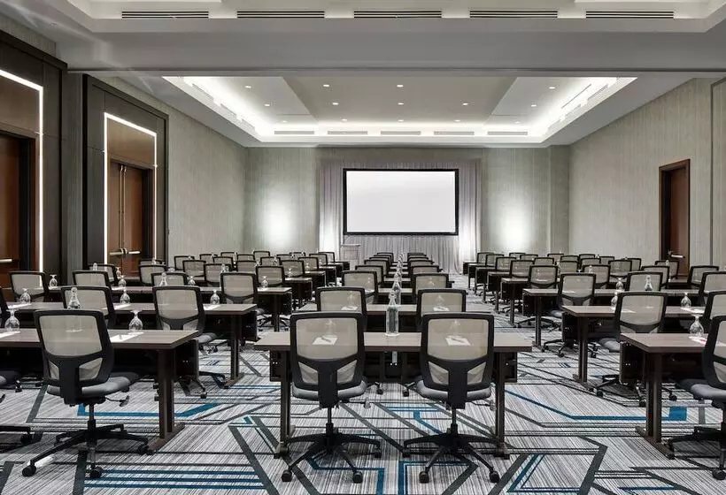 Unc Charlotte Marriott Hotel & Conference Center
