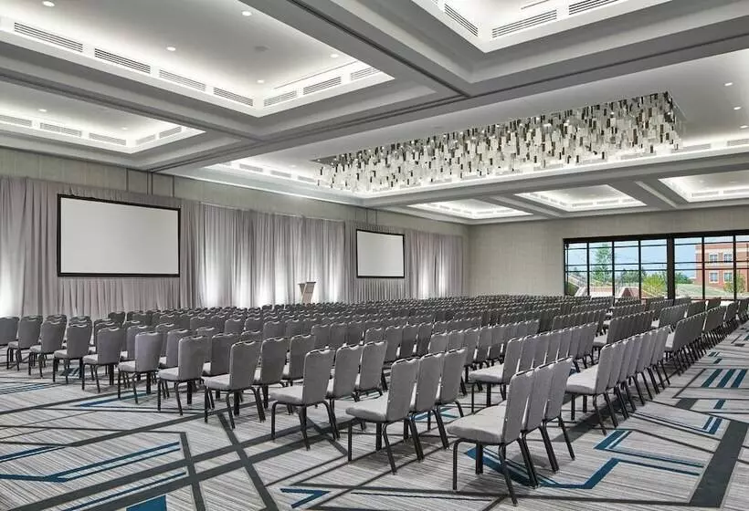 Unc Charlotte Marriott Hotel & Conference Center