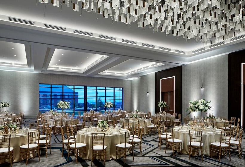 Unc Charlotte Marriott Hotel & Conference Center