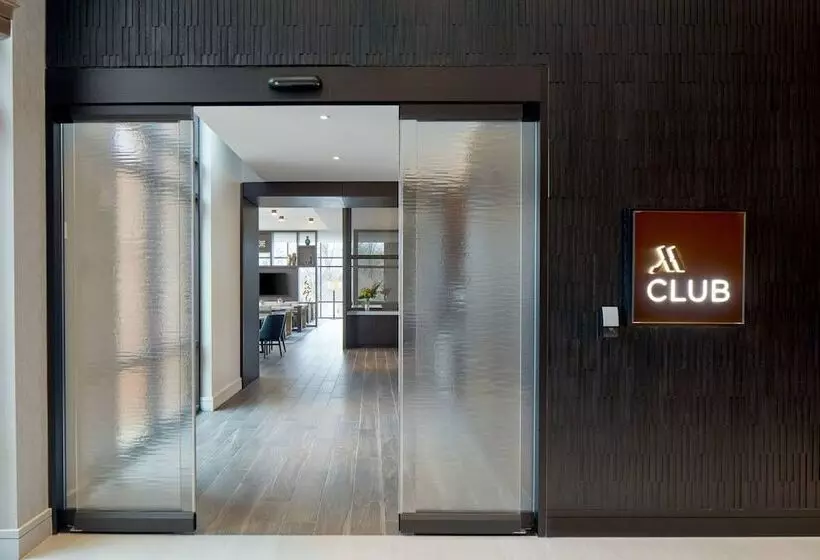Unc Charlotte Marriott Hotel & Conference Center