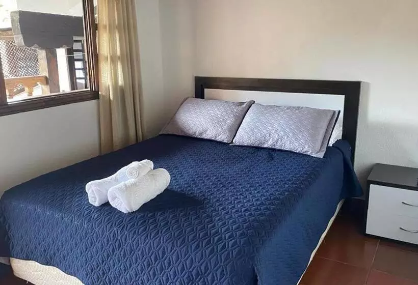 پانسیون Casa Naturhola
