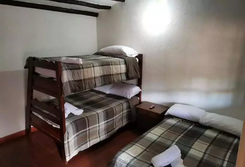 پانسیون Casa Naturhola