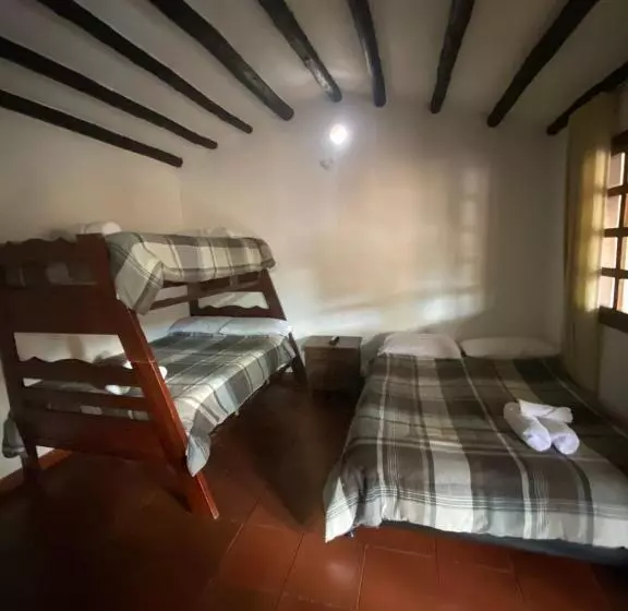 پانسیون Casa Naturhola