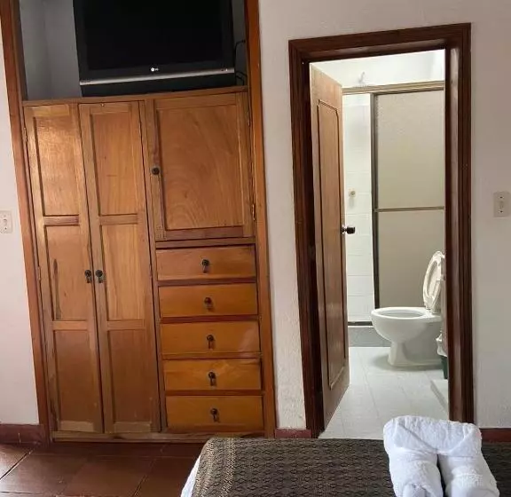 پانسیون Casa Naturhola