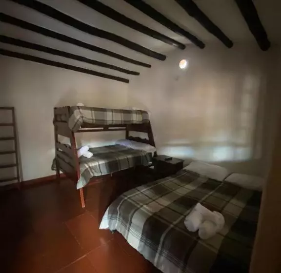 پانسیون Casa Naturhola