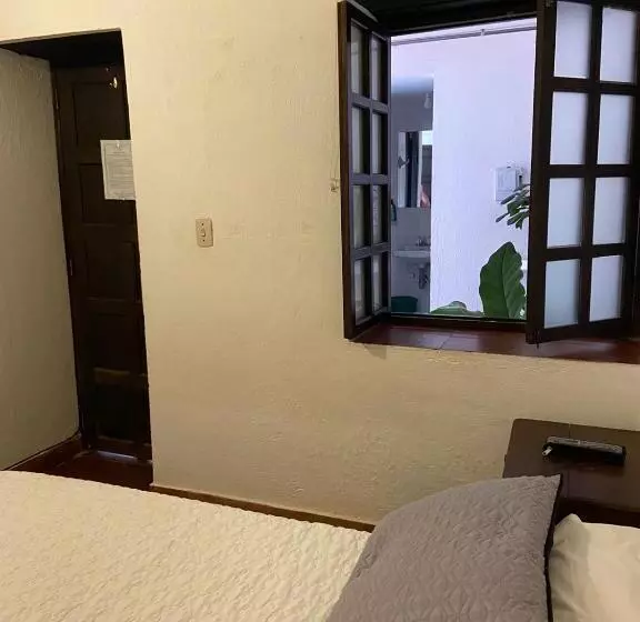 پانسیون Casa Naturhola