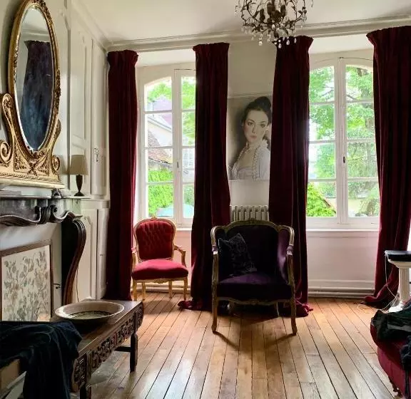 تختخواب و صبحانه Maison Numero Neuf