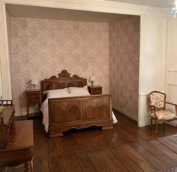 تختخواب و صبحانه Maison Numero Neuf