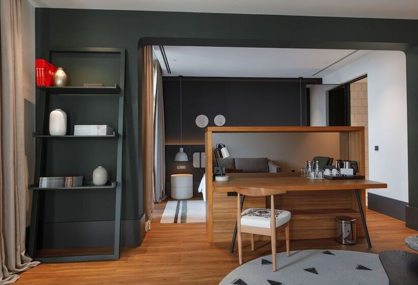 בית מלון כפרי Neo Kazan Palace By Tasigo