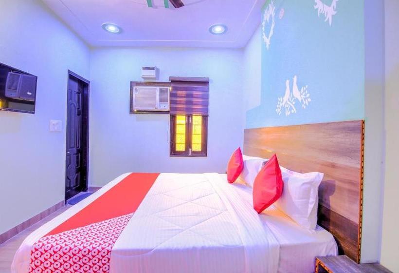 Hotel Oyo 76145 Sky Blue