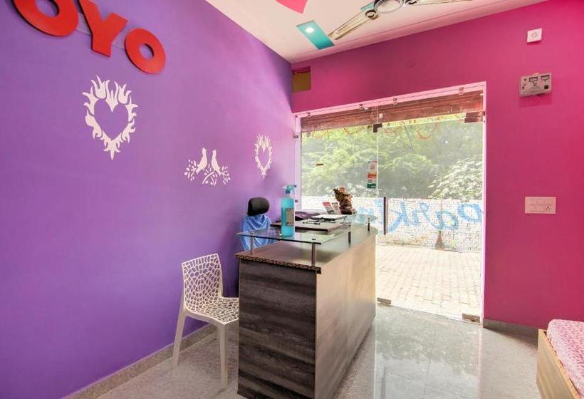 Hotel Oyo 76145 Sky Blue