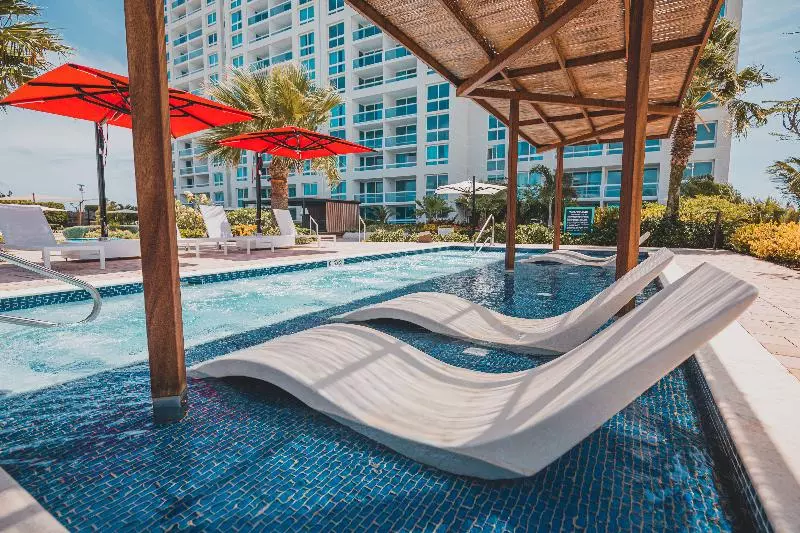هتل Radisson Blu Aruba
