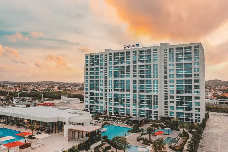 هتل Radisson Blu Aruba