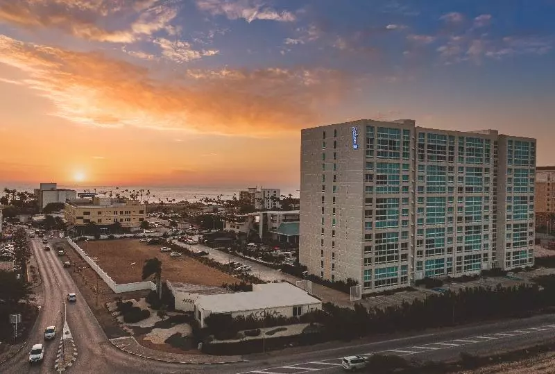 هتل Radisson Blu Aruba