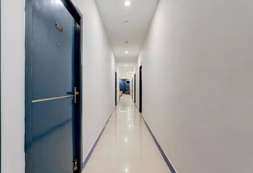 ホテル Silverkey Executive Stays 76371 Nanganallur