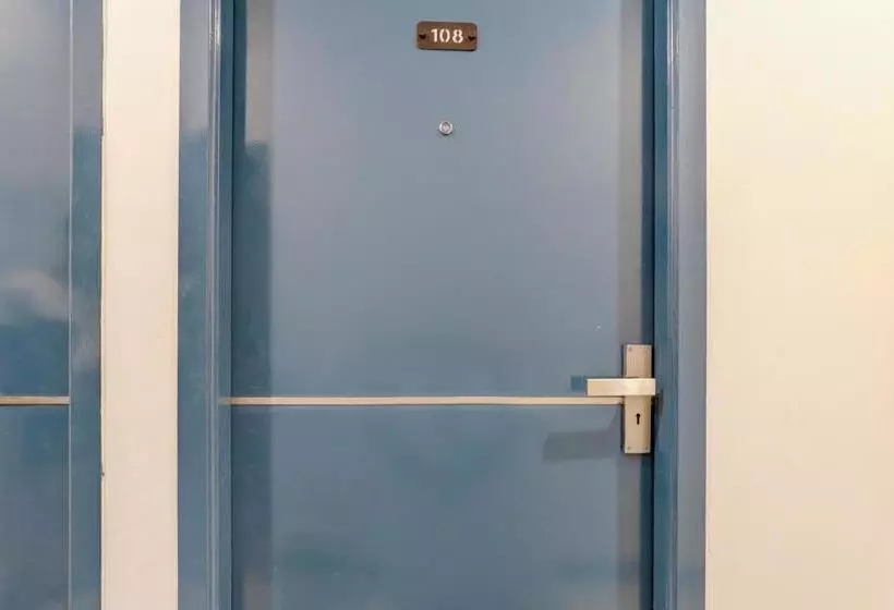 ホテル Silverkey Executive Stays 76371 Nanganallur