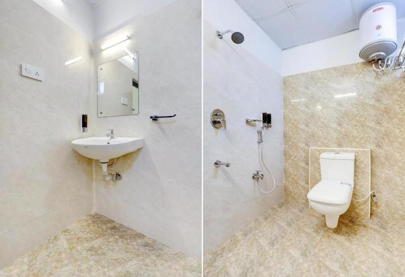 ホテル Silverkey Executive Stays 76371 Nanganallur