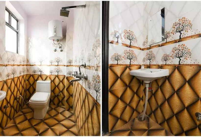 Hotelli Spot On 74614  Radhika Palace