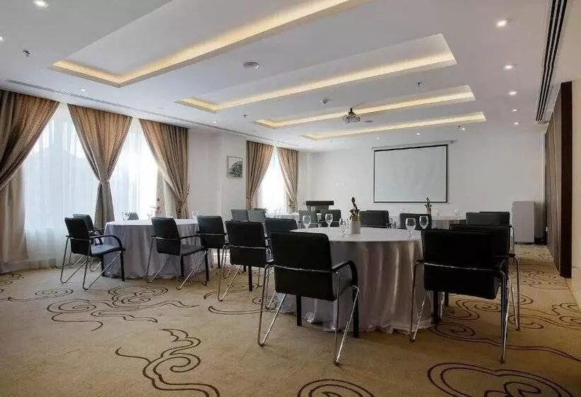 The Proud Hotel Al Khobar