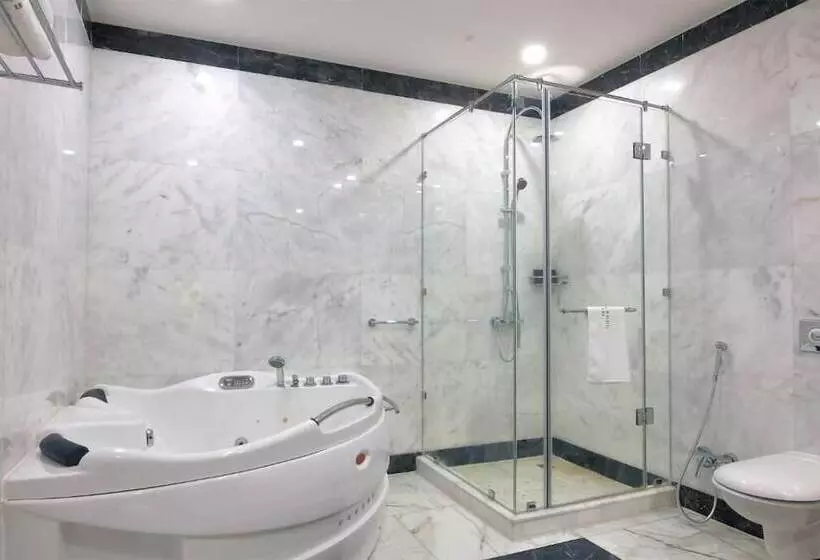 The Proud Hotel Al Khobar