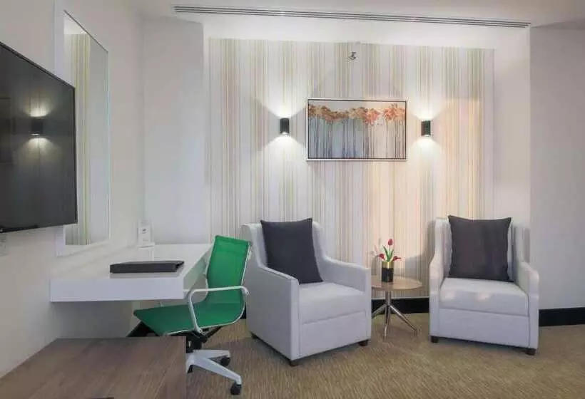 The Proud Hotel Al Khobar