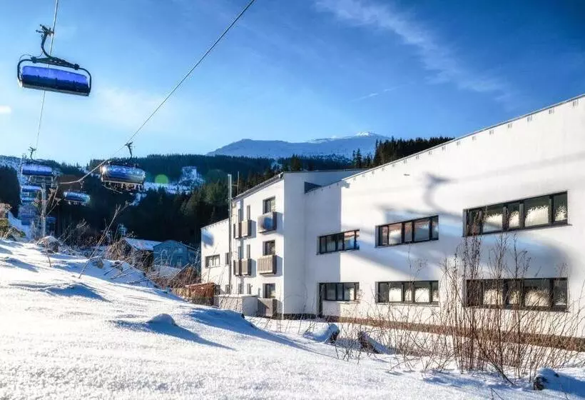 Apartmány Tri Sestry   Real Ski In Ski Out