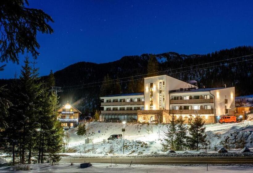 Apartmány Tri Sestry   Real Ski In Ski Out