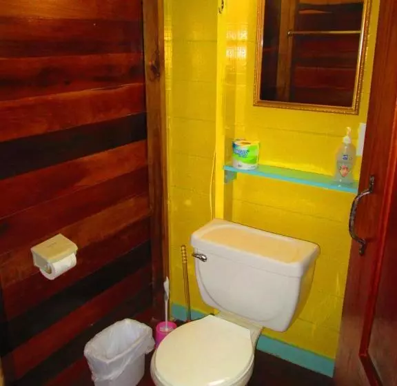 Retkeilymaja Colinda Cabanas