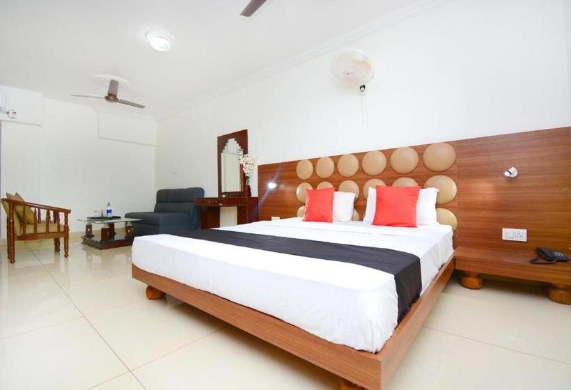 בית מלון כפרי Vaccinated Staff Capital O 38623 Pathankot Club