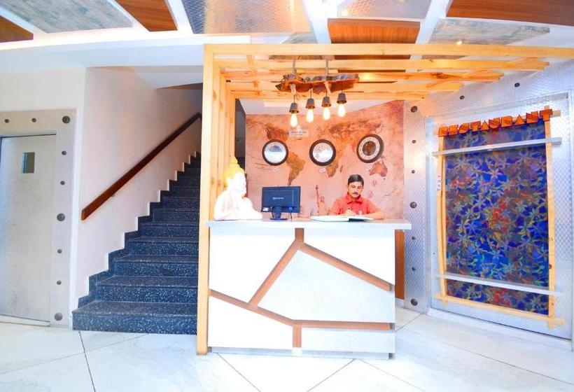 בית מלון כפרי Vaccinated Staff Capital O 38623 Pathankot Club