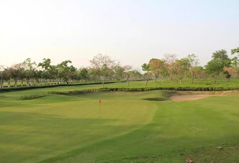 Kaziranga Golf Resort