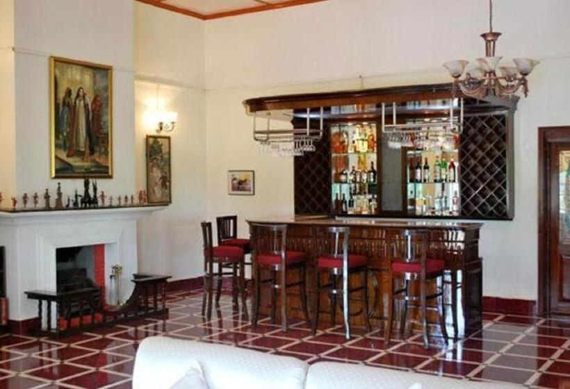 Kaziranga Golf Resort