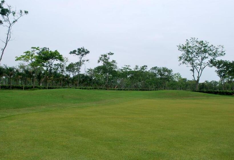Kaziranga Golf Resort