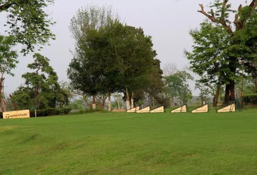 Kaziranga Golf Resort