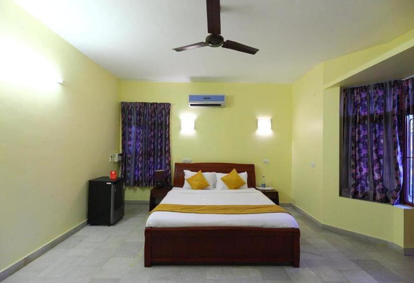 ペンション Golden Flowers Inn