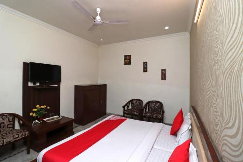Hotel Oyo 40424  Aryavart