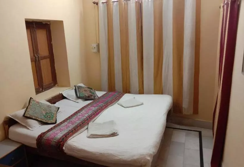 Hotelli Neem Haveli
