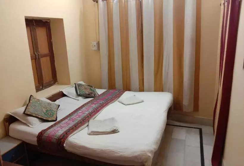 Hotelli Neem Haveli