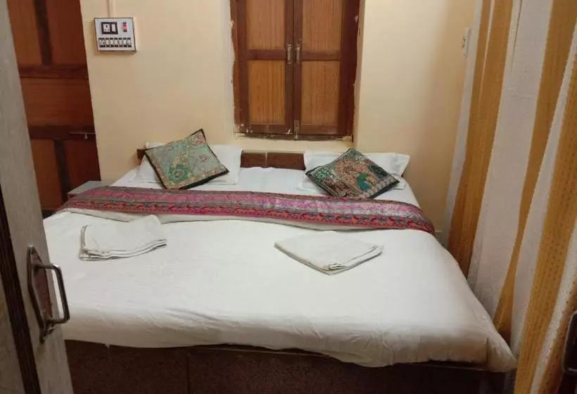 Hotelli Neem Haveli