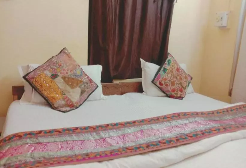Hotelli Neem Haveli