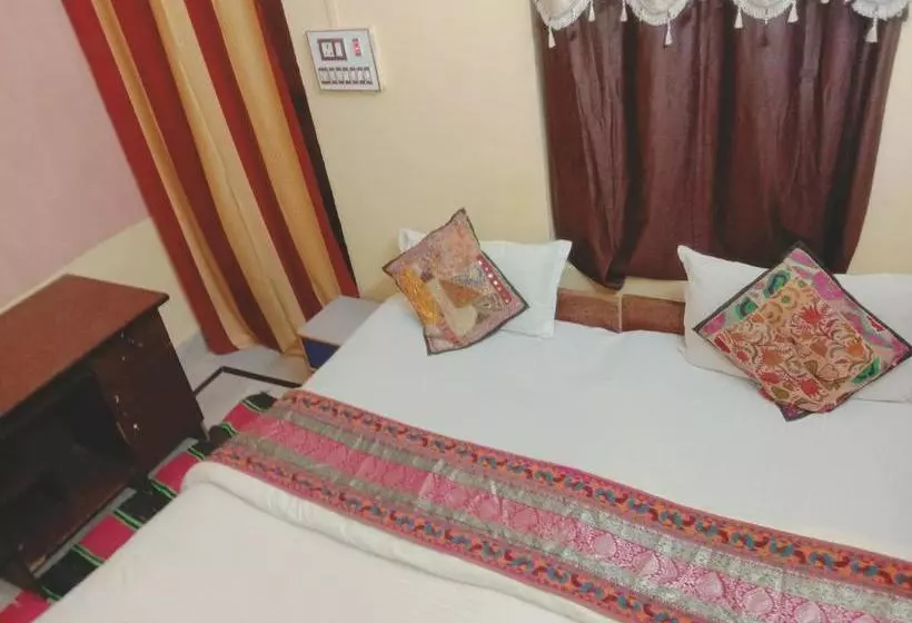Hotelli Neem Haveli