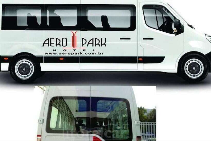 ホテル Aero Park E Estacionamento