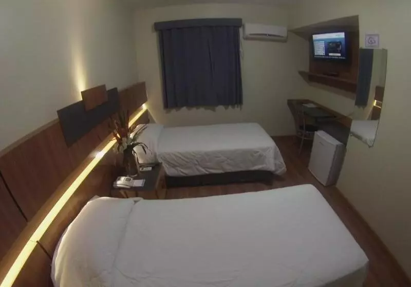 فندق Aero Park E Estacionamento