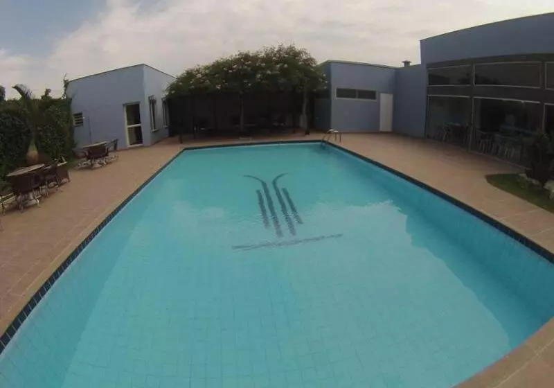 فندق Aero Park E Estacionamento