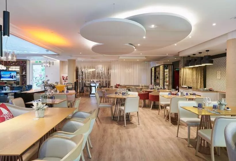 Отель Aiden By Best Western Paris Roissy Cdg